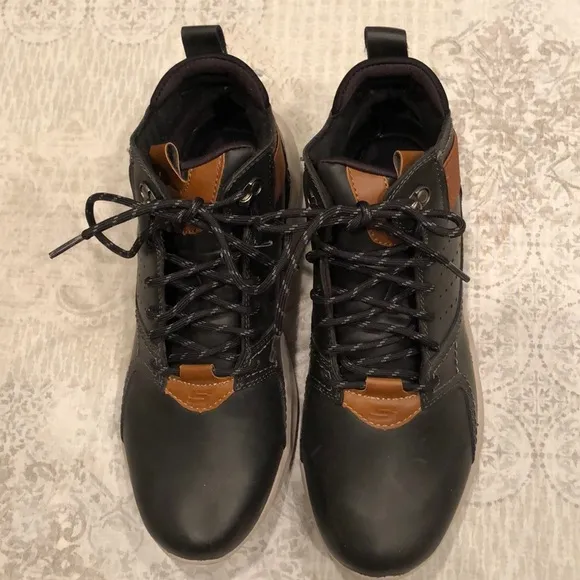 Skechers men shoes