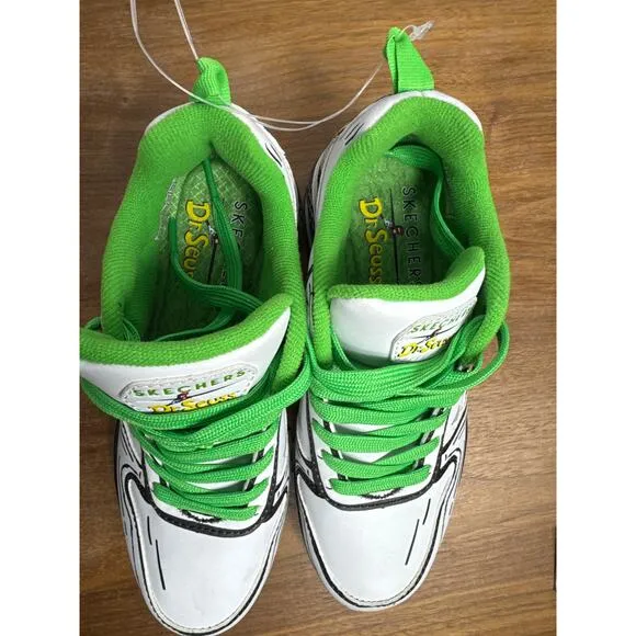 Skechers The Grinch Dr Seuss Shoes Women's 5 Youth 3 White Green Uno Rugged NWT