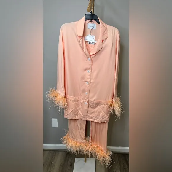 Sleeper Party Feather-Trimmed Crepe de Chine Pyjama Set - L