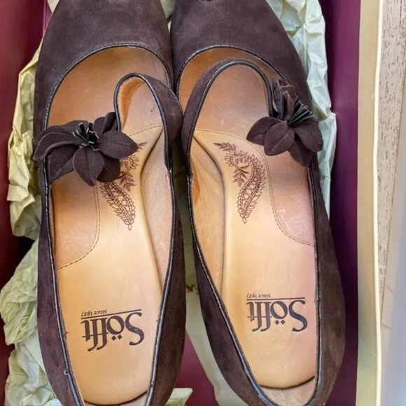 Sofft Women's Retro Geva Brown Suede Peep Toe Mary Jane Pumps Size 9W