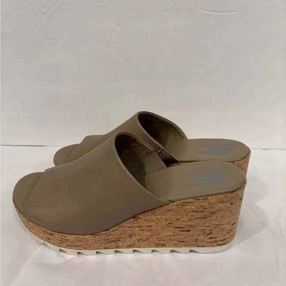Sorel Womens Size 8 Taupe Sea Salt Cameron Wedge Platform Mules Sandals