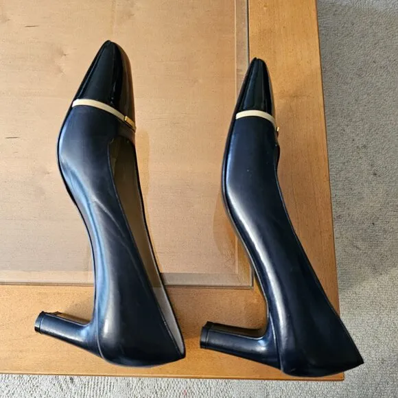 St. John Pumps St. John Collection Italian Leather Pumps Women's Size 7.5 B