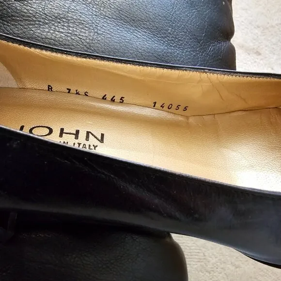 St. John Pumps St. John Collection Italian Leather Pumps Women's Size 7.5 B