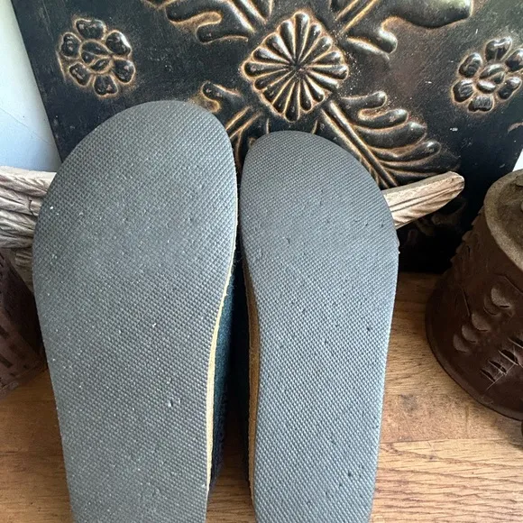 Stegmann Women’s Dark Green Wool Indoor/Outdoor Slipper Shoes