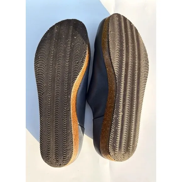 Stegmann Women’s Shoes Outdoor Size 10.5 Dark Navy Blue Leather Clog
