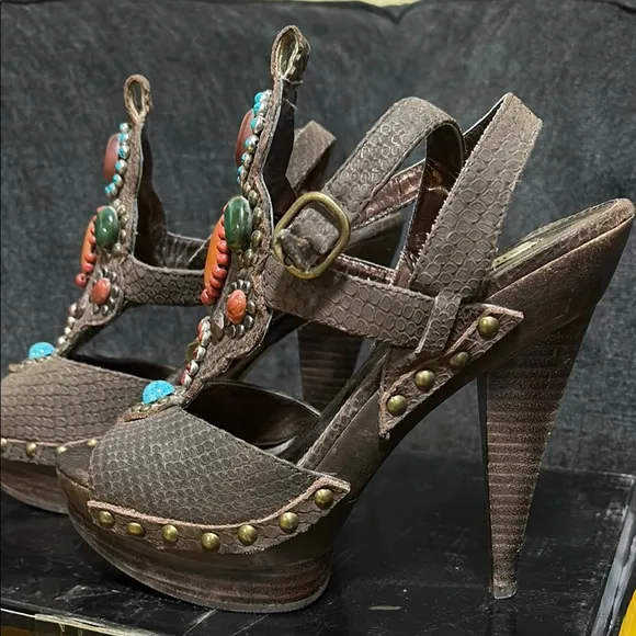Steve Madden Brown and Red Heels with Ornate Embellishments
