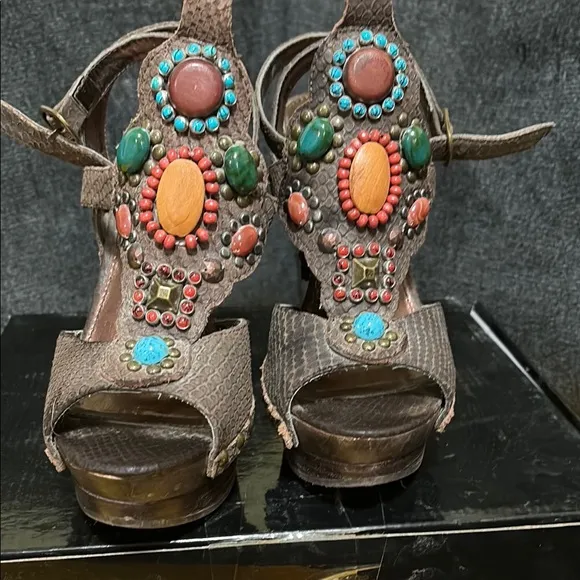 Steve Madden Brown and Red Heels with Ornate Embellishments