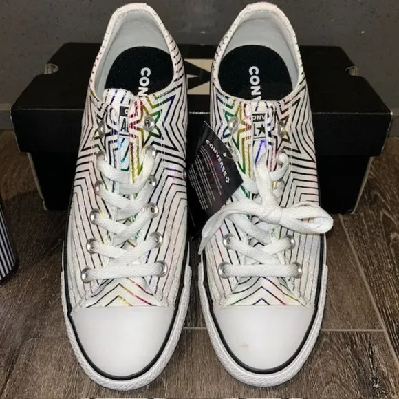 Striped Starbucks 24oz Cup   Matching Converse Chuck Taylor shoes. Women size 9