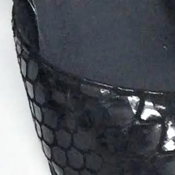 Stuart Weitzman Black Snakeskin Shoes Heels