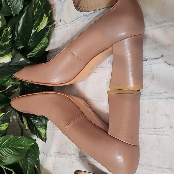Stuart Weitzman Clara Block Heeled Leather Mousse Napa Pumps 9