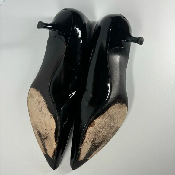 Stuart Weitzman Heels Womens 8 Patent Leather Kitten Pointed Toe Party Office