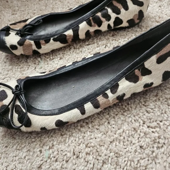 Stuart Weitzman leapord flares
