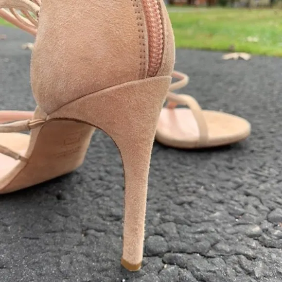 Stuart Weitzman ‘Myex’ nude strappy barely there sandals - size 9