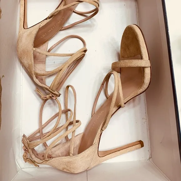 Stuart Weitzman ‘Myex’ nude strappy barely there sandals - size 9