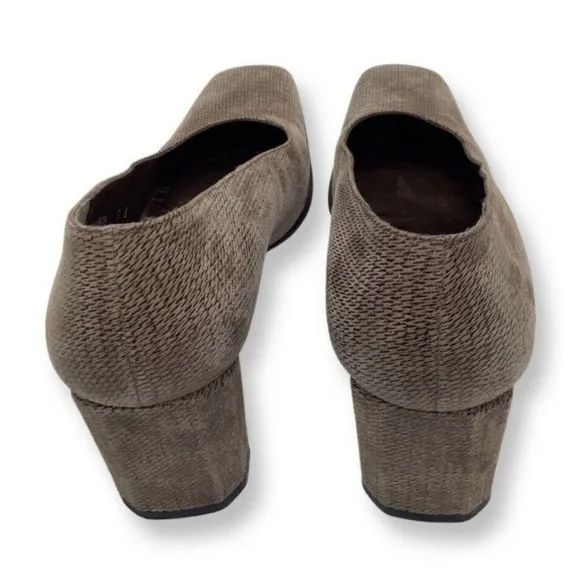 Stuart Weitzman Natdia Diamondbacks Square Toe Block Heel Pumps |Size 8