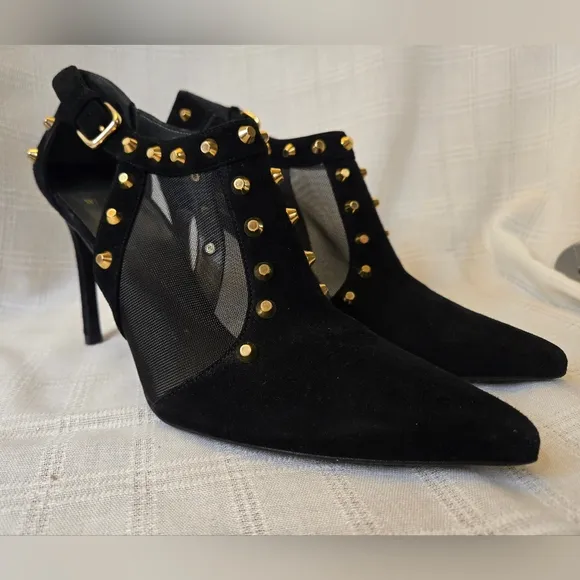 Stuart Weitzman Saunter Black Pointed‎ Stiletto Size 8.5M Suede Gold Studded EUC