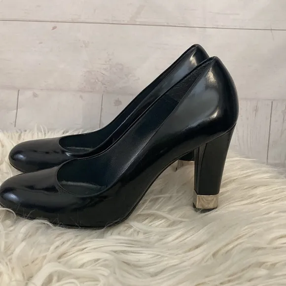 Stuart Weitzman Size 8.5 Black Patent Leather Pumps Heels Shoes Office Siren