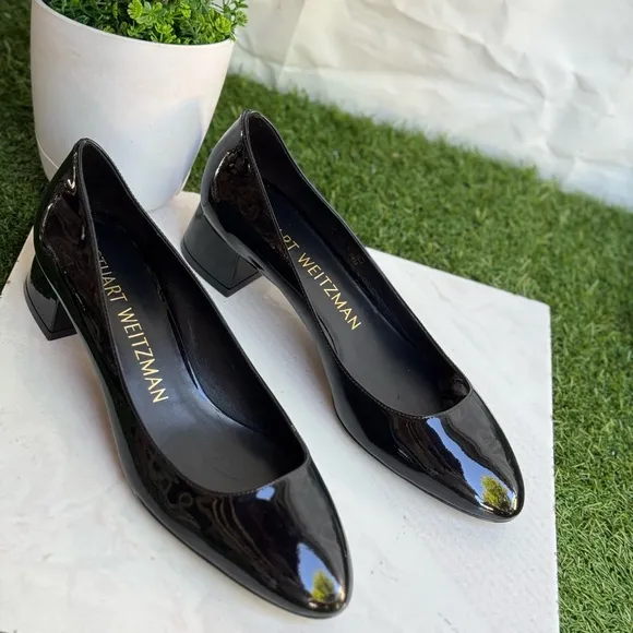 Stuart Weitzman VIVIENNE  35 Black Patent Leather Pumps size 6.5 new