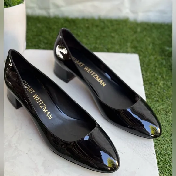 Stuart Weitzman VIVIENNE  35 Black Patent Leather Pumps size 6.5 new
