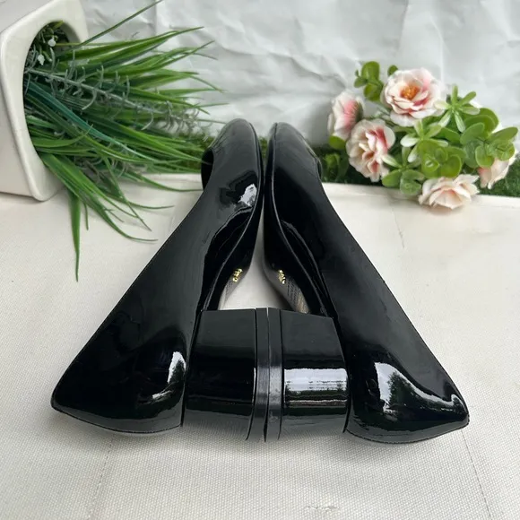 Stuart Weitzman VIVIENNE  35 Black Patent Leather Pumps size 6.5 new