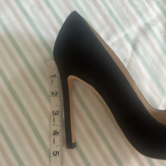 Stuart Weitzman Black Suede Pointy High Heels Size 9