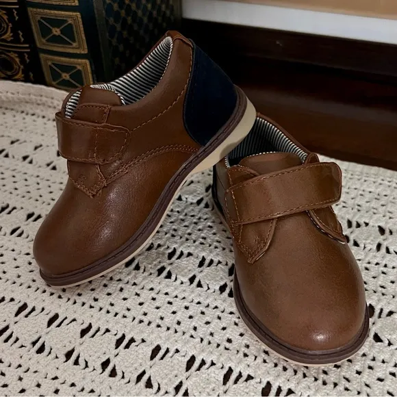 TAHARI BOYS INFANT DRESS SHOES SIZE 5 Brown Leather