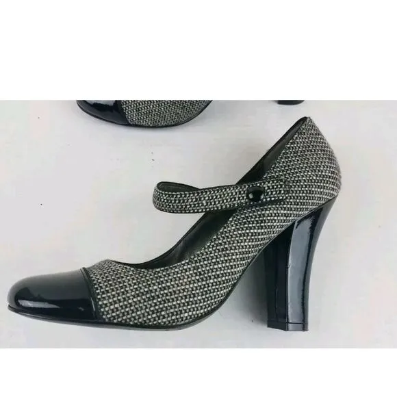 Tahari Mary Jane Hoodstooth Pattern Leather 4&quot; heel. Size 9.5