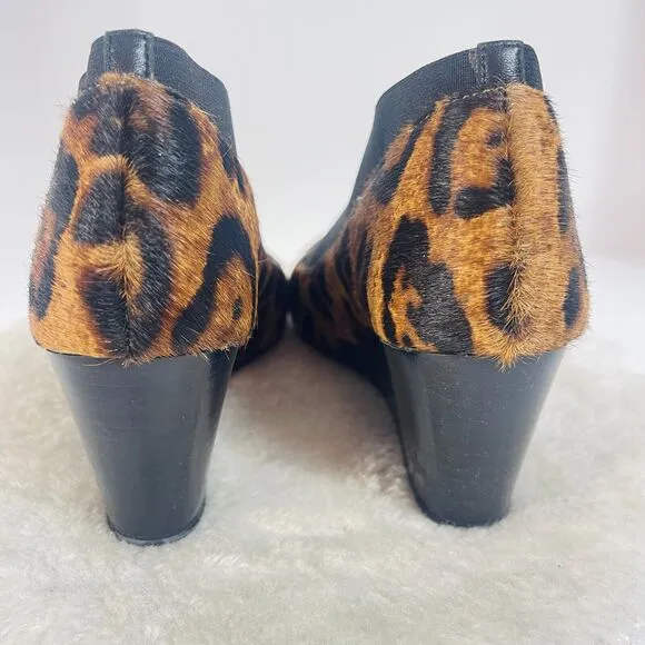 Taryn Rose Kelly Suede Mid-Heel Wedges Shoes Black Leopard Print Size 6.5M US