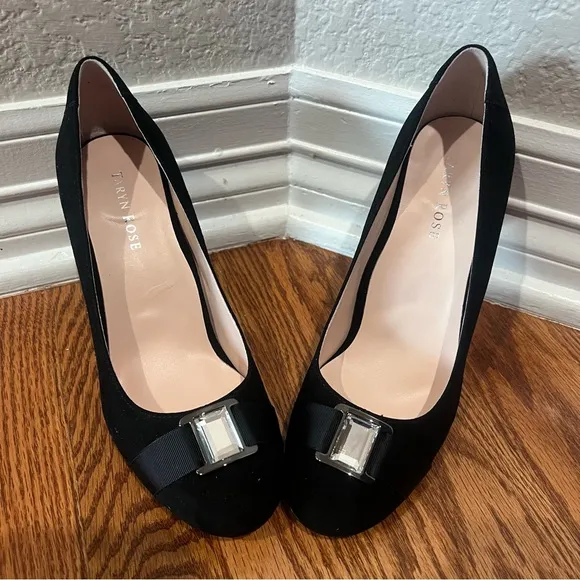 TARYN ROSE WOMEN'S BLACK SUEDE  PUMPS SIZE 8.5M PATSY STYLE