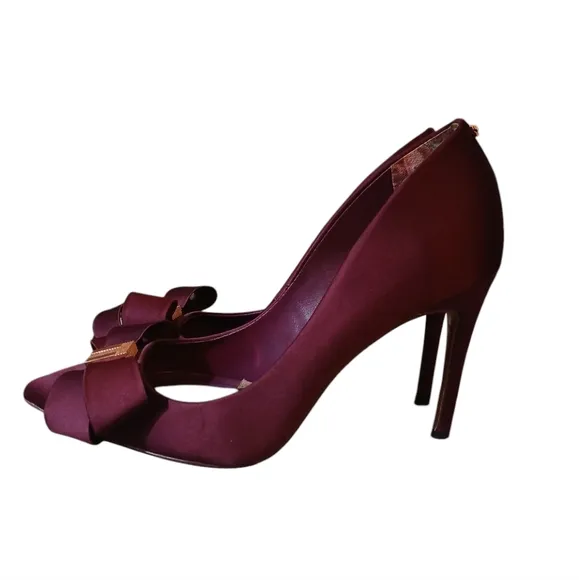 Ted Baker Burgundy Satin Bow Heels Pumps size 9.5