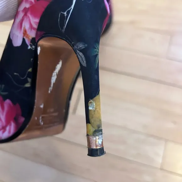 Ted Baker Citrus Bloom. Charmesa Pumps Heels Shoes Size 39.5