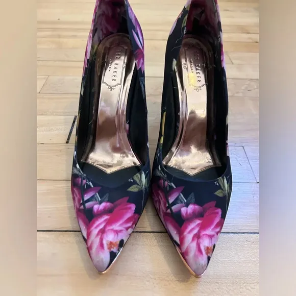 Ted Baker Citrus Bloom. Charmesa Pumps Heels Shoes Size 39.5