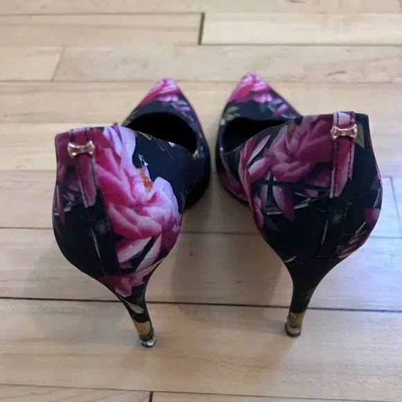 Ted Baker Citrus Bloom. Charmesa Pumps Heels Shoes Size 39.5