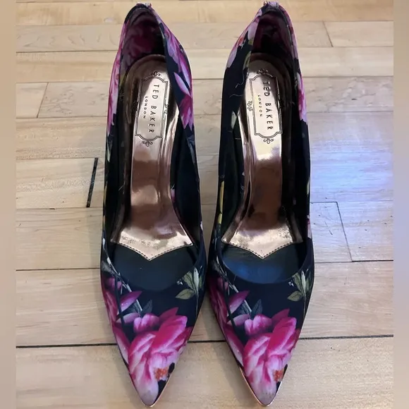 Ted Baker Citrus Bloom. Charmesa Pumps Heels Shoes Size 39.5
