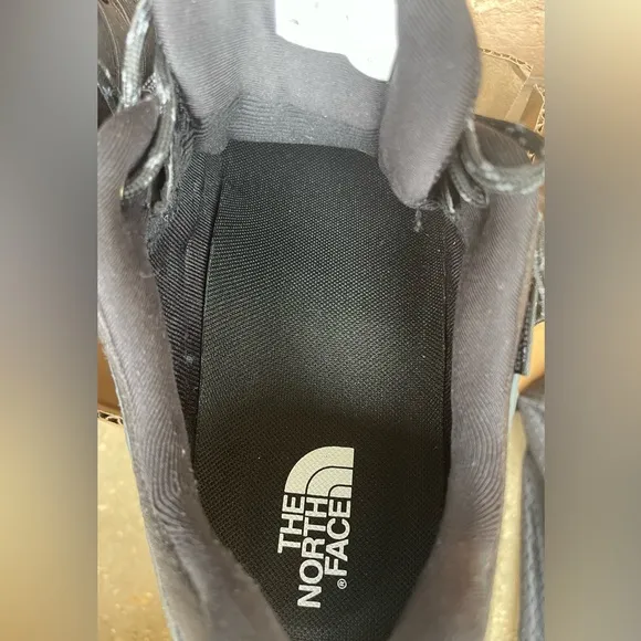 The North Face Hedgehog Fastpack II Mens Hiking Shoes Black/Dark Shadow Grey Sz9