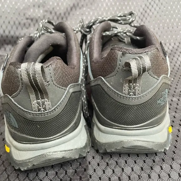 The North Face Hedgehog Fastpack II Mens Hiking Shoes Black/Dark Shadow Grey Sz9