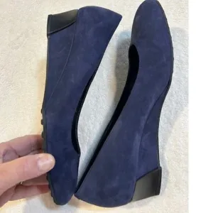 TOD'S Navy Blue Suede Wedge Heel Pumps Rubber Pebble Textured Outsole 37, US 7