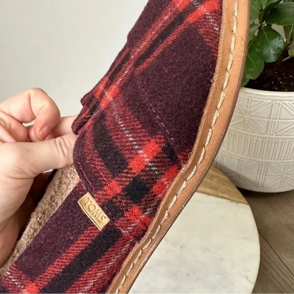 Toms Sherpa Lined Alpargata Buffalo Plaid Wool Slip On Comfort Flats shoes 7.5