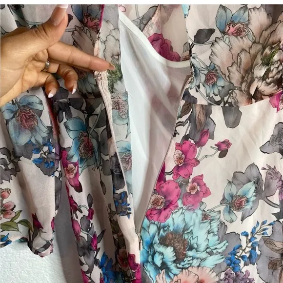 Topshop- NWT Pop Ruffle Floral Pink  cream tones MidiDress size 8 sheer chiffon