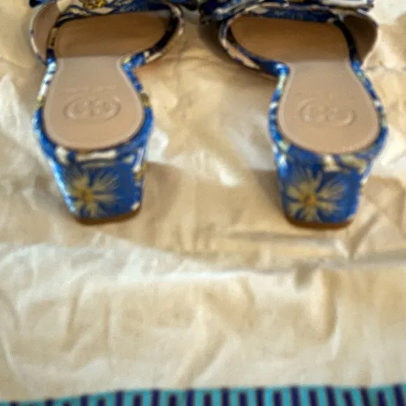 Tory Burch Blue and White Valenyina Bow slide Women's Heels size 5