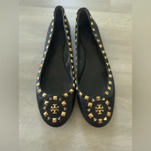 TORY BURCH DALE STUDDED BALLERINA LEATHER BALLET FLATS SHOES Sz 8 M