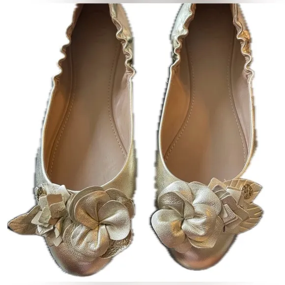 Tory Burch Elegant Gold Floral Women's Flats, Size 7.5