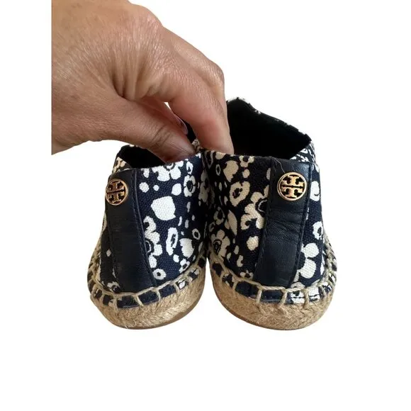 TORY BURCH Navy White Floral Espadrille Flats Size 8.5
