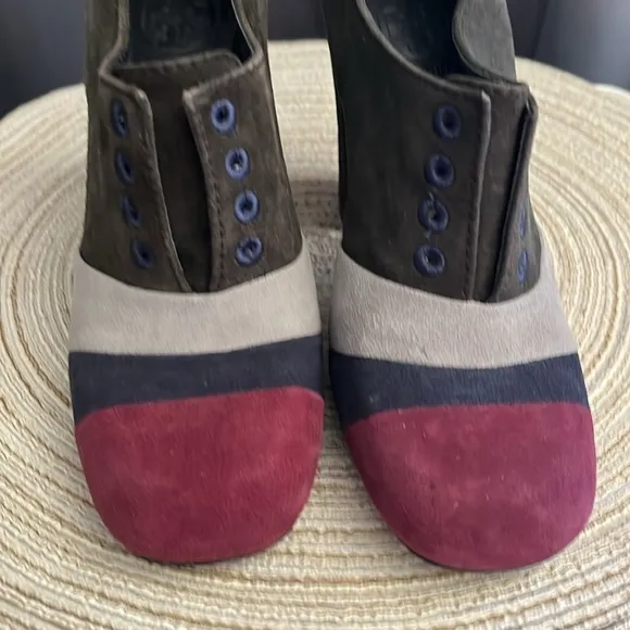 Tory Burch Suede leather colorblock pattern pumps heels sz 6