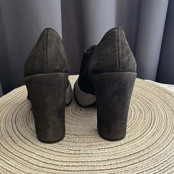 Tory Burch Suede leather colorblock pattern pumps heels sz 6