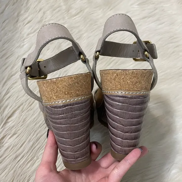 Tory Burch Taupe Gray Cork Brenden Croc Platform Nubuck Open Toe Wedge Sandals