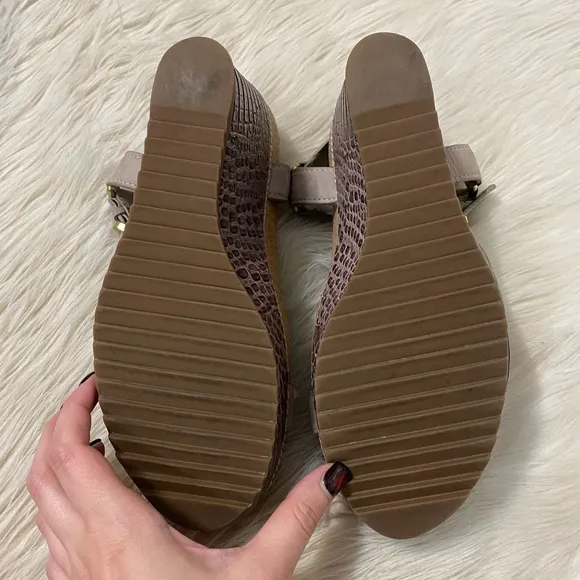 Tory Burch Taupe Gray Cork Brenden Croc Platform Nubuck Open Toe Wedge Sandals