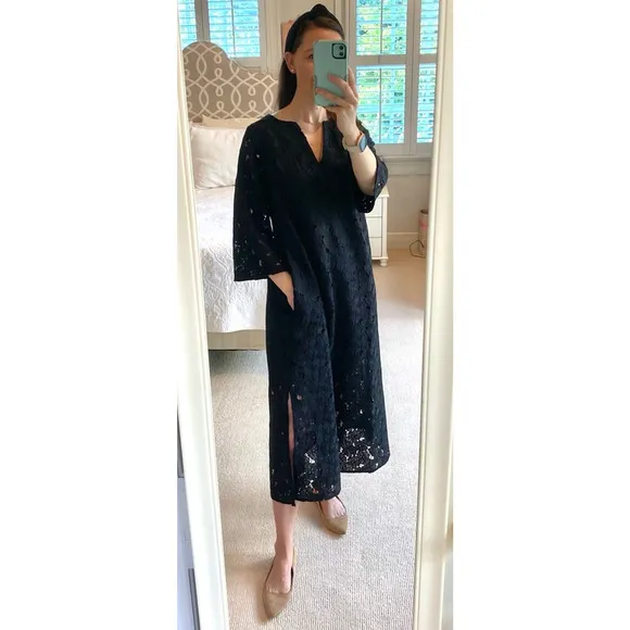 Tuckernuck Black V-Neck Floral Lace Eyelet Jamie Midi Kaftan Shift Dress XS
