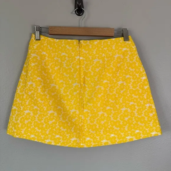 Tuckernuck Yellow Daisy Jacquard Meg Mini Skirt