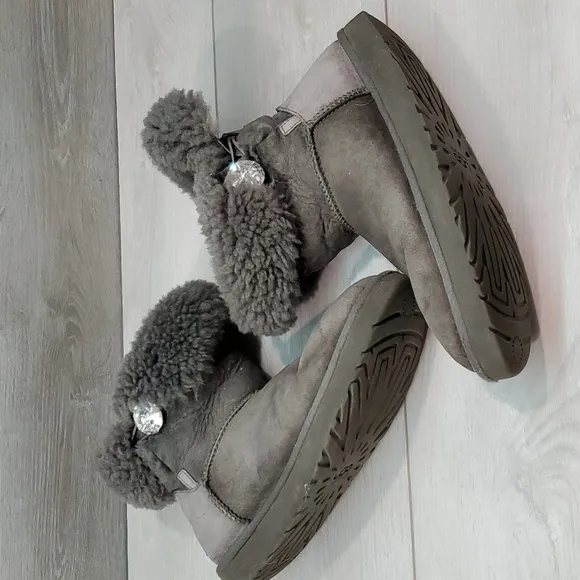 Ugg Australia Women 3349 Ankle Bailey Button Leather Sheepskin Boots shoes 10